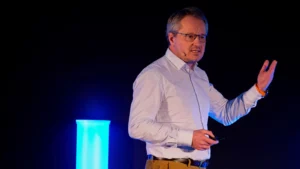 Conferencier-Stéphane-Gauthier