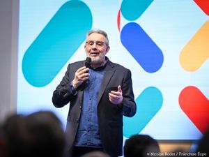 Conferencier-Jean-Pierre-Nadir